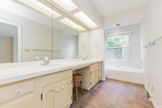 $269,900 | 4208 West University Avenue, Muncie, IN 47304