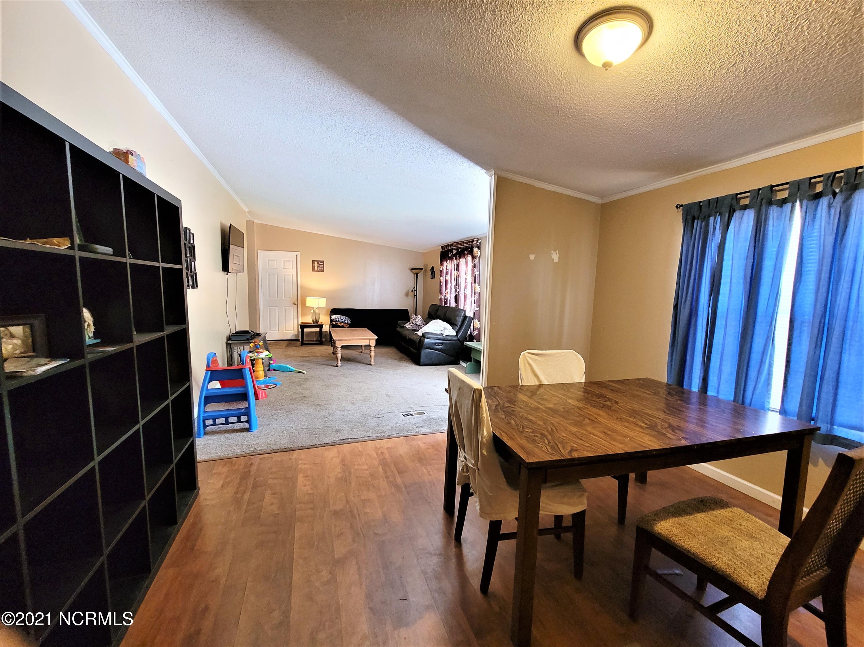 280 Juniper Road Rocky Point, NC 28457 - Photo 17 of 40 20210524_123902