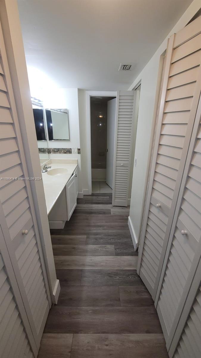 701 North Pine Island Road, Unit 101 Plantation, FL 33324 - Photo 12 of 47