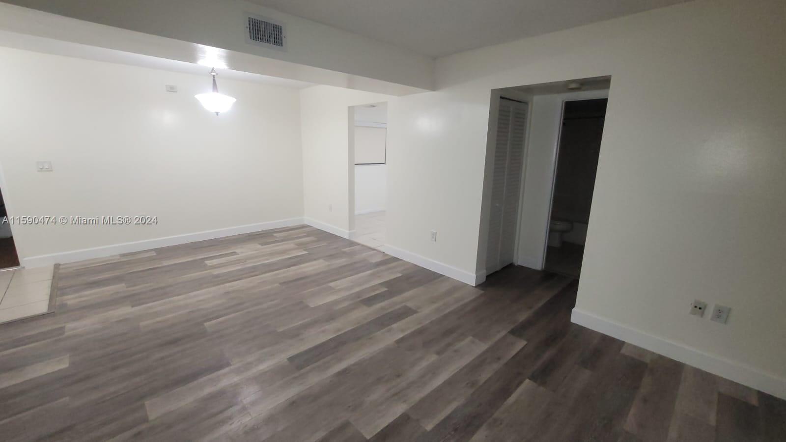 701 North Pine Island Road, Unit 101 Plantation, FL 33324 - Photo 15 of 47