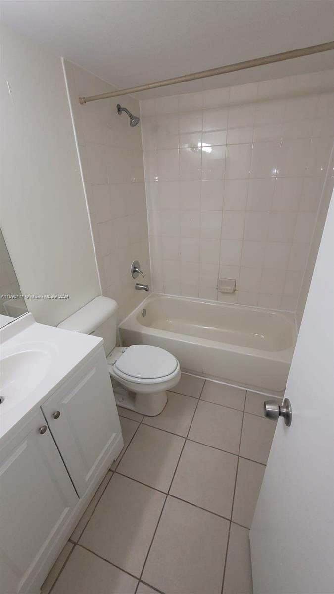 701 North Pine Island Road, Unit 101 Plantation, FL 33324 - Photo 22 of 47