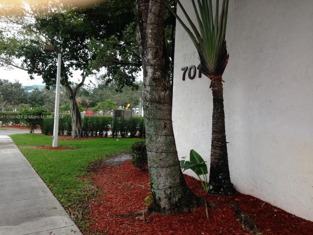 701 North Pine Island Road, Unit 101 Plantation, FL 33324 - Photo 3 of 47
