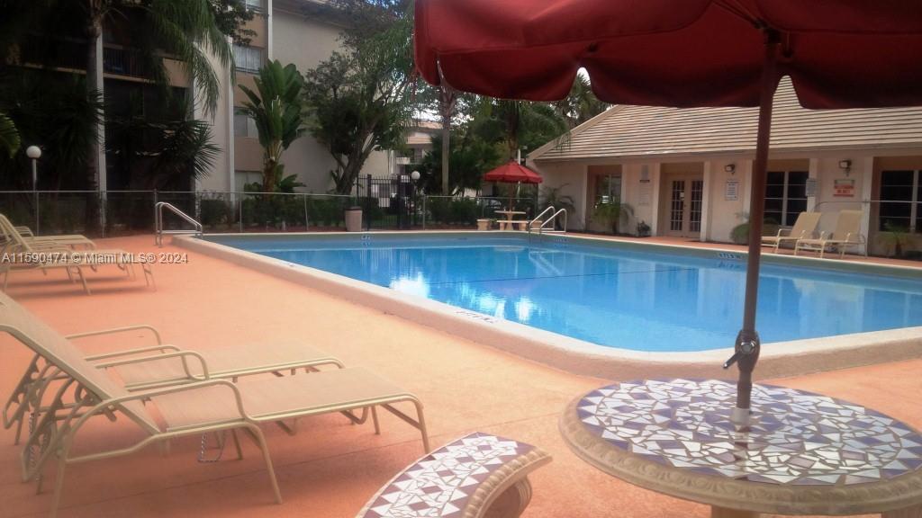 701 North Pine Island Road, Unit 101 Plantation, FL 33324 - Photo 35 of 47