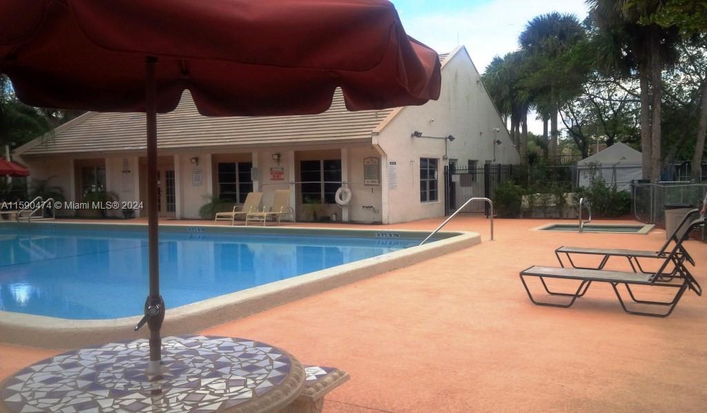 701 North Pine Island Road, Unit 101 Plantation, FL 33324 - Photo 36 of 47