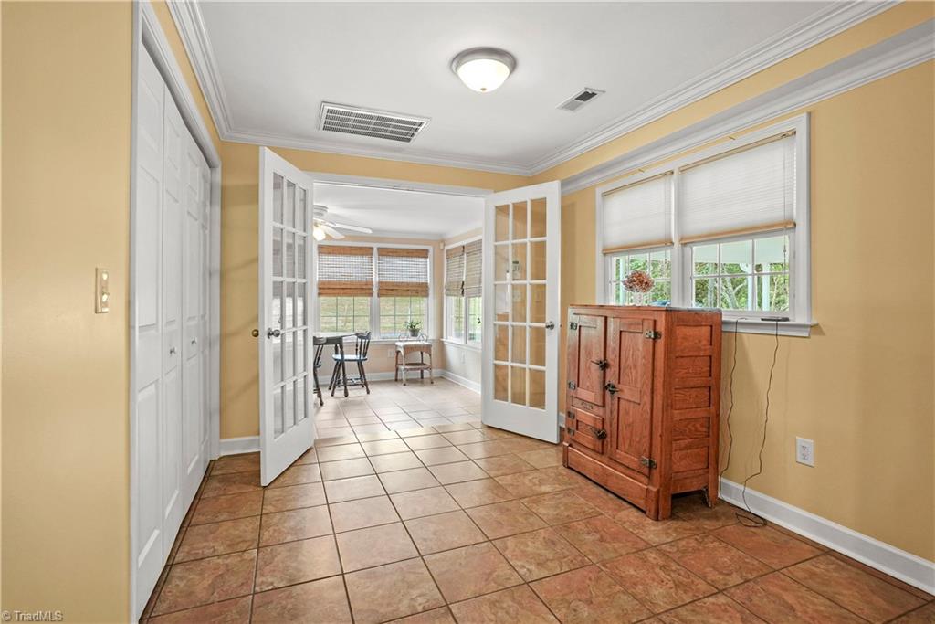 370 Sain Road Mocksville, NC 27028 - Photo 8 of 28 Gallery Image 8