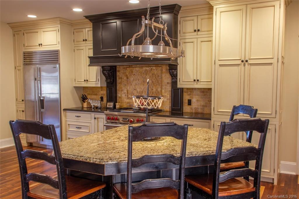 641 Lakewood Road York, SC 29745 - Photo 6 of 24 Gallery Image 6