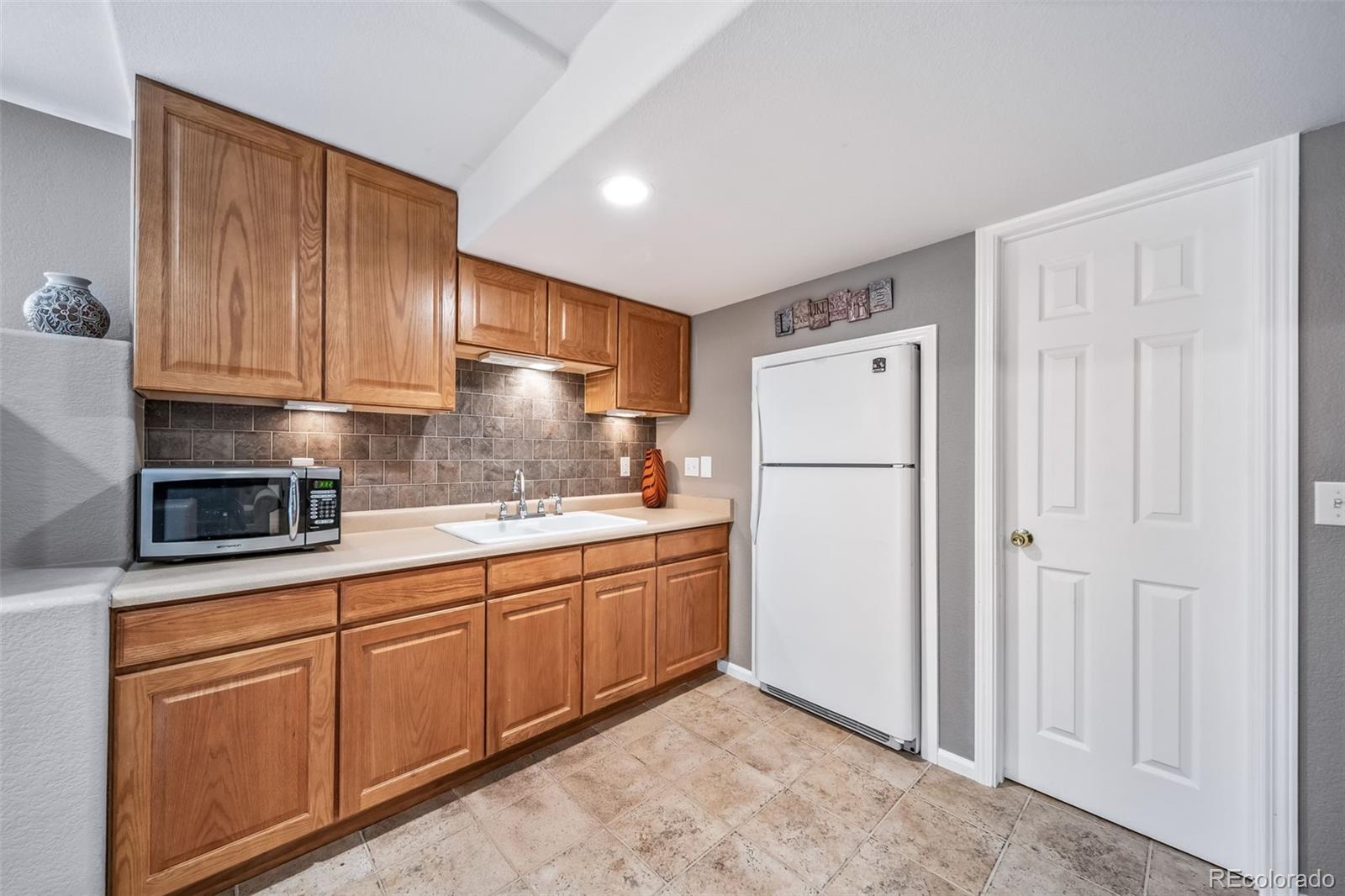 9928 Sylvestor Road Highlands Ranch, CO 80129 - Photo 26 of 41 Gallery Image 26