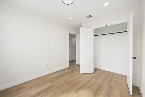 $1,850 | 7921 Bonaire Street, Unit B, Houston, TX 77028