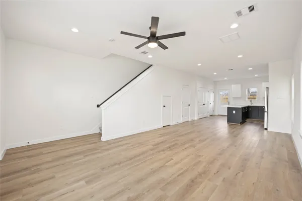 $1,850 | 7921 Bonaire Street, Unit B, Houston, TX 77028