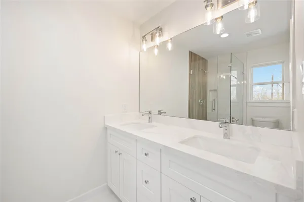 $1,850 | 7921 Bonaire Street, Unit B, Houston, TX 77028