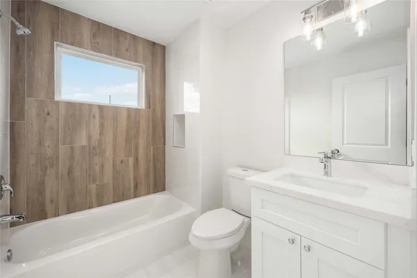 $1,850 | 7921 Bonaire Street, Unit B, Houston, TX 77028