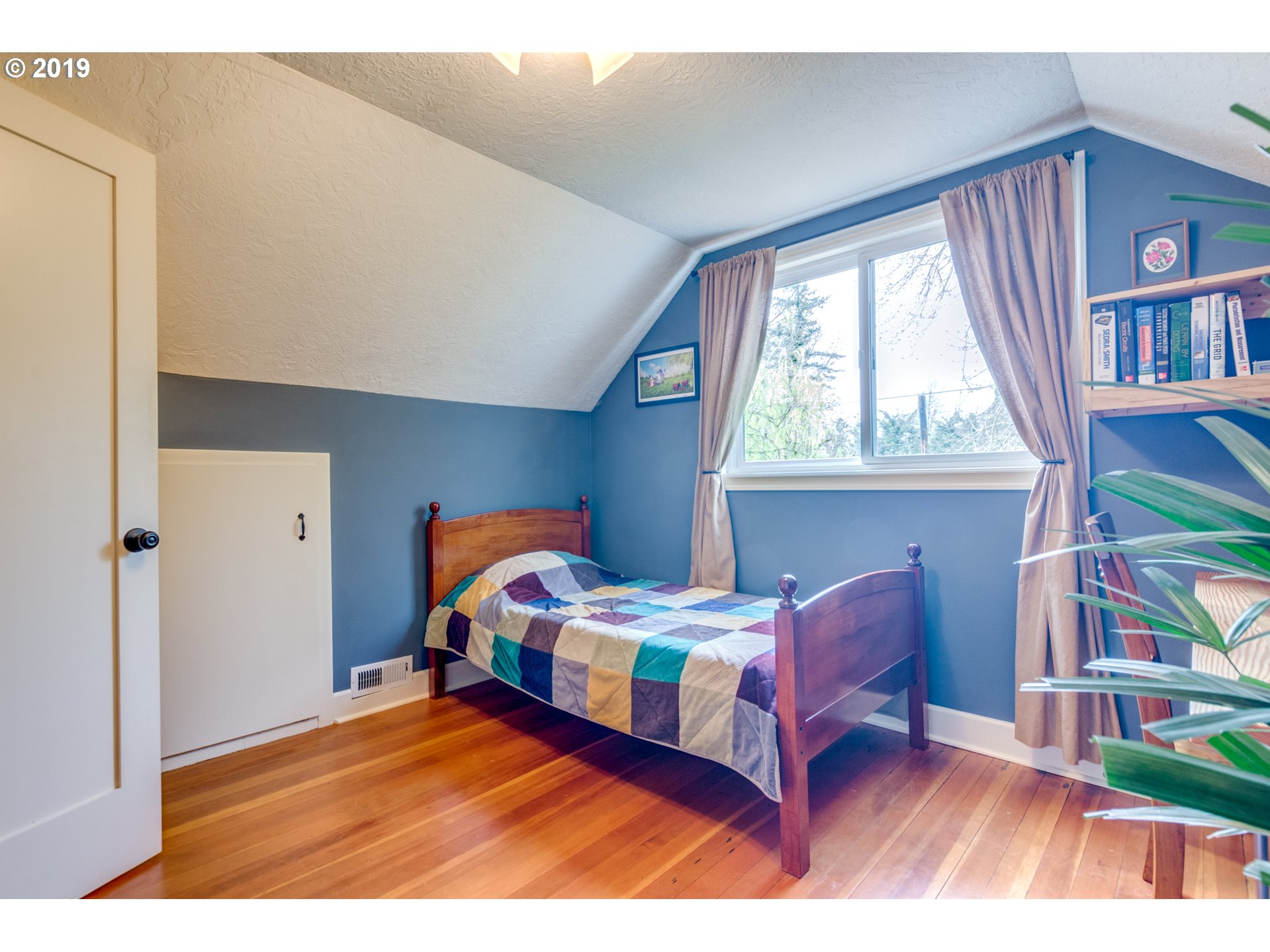 7970 Southwest Taylors Ferry Road Portland, OR 97223 - Photo 19 of 32 Gallery Image 19