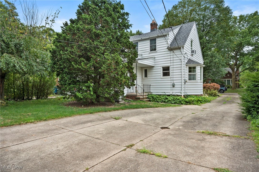 19376 Henry Road Fairview Park, OH 44126 - Photo 33 of 34