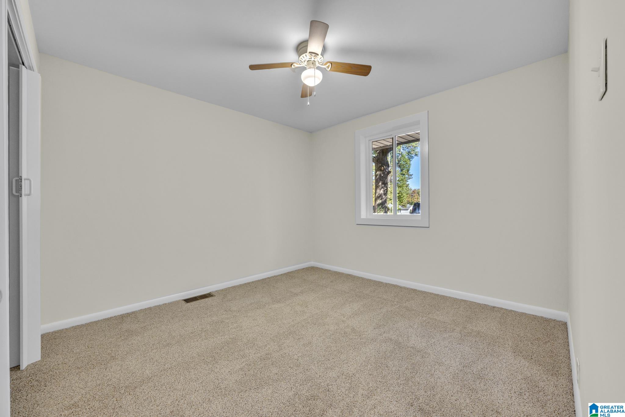 321 Redmayne Road Gardendale, AL 35071 - Photo 14 of 25