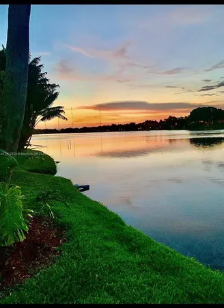 $3,850 | 877 Northeast 195th Street, Unit 122, Miami, FL 33179