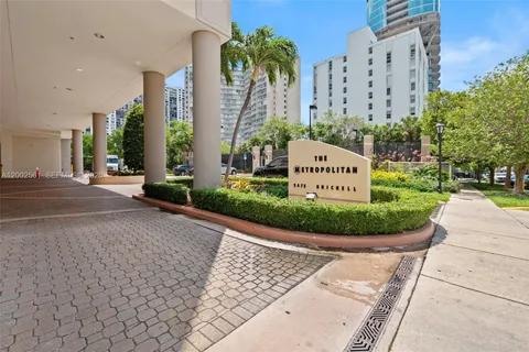 $435,000 | 2475 Brickell Avenue, Unit 1805, Miami, FL 33129