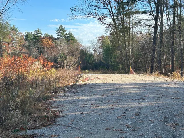 $799,900 | 9 Bowley Road, East Kingston, NH 03827