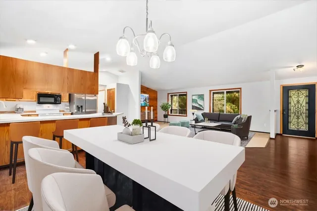 $725,000 | 138 Alderbrook Lane, Chehalis, WA 98532