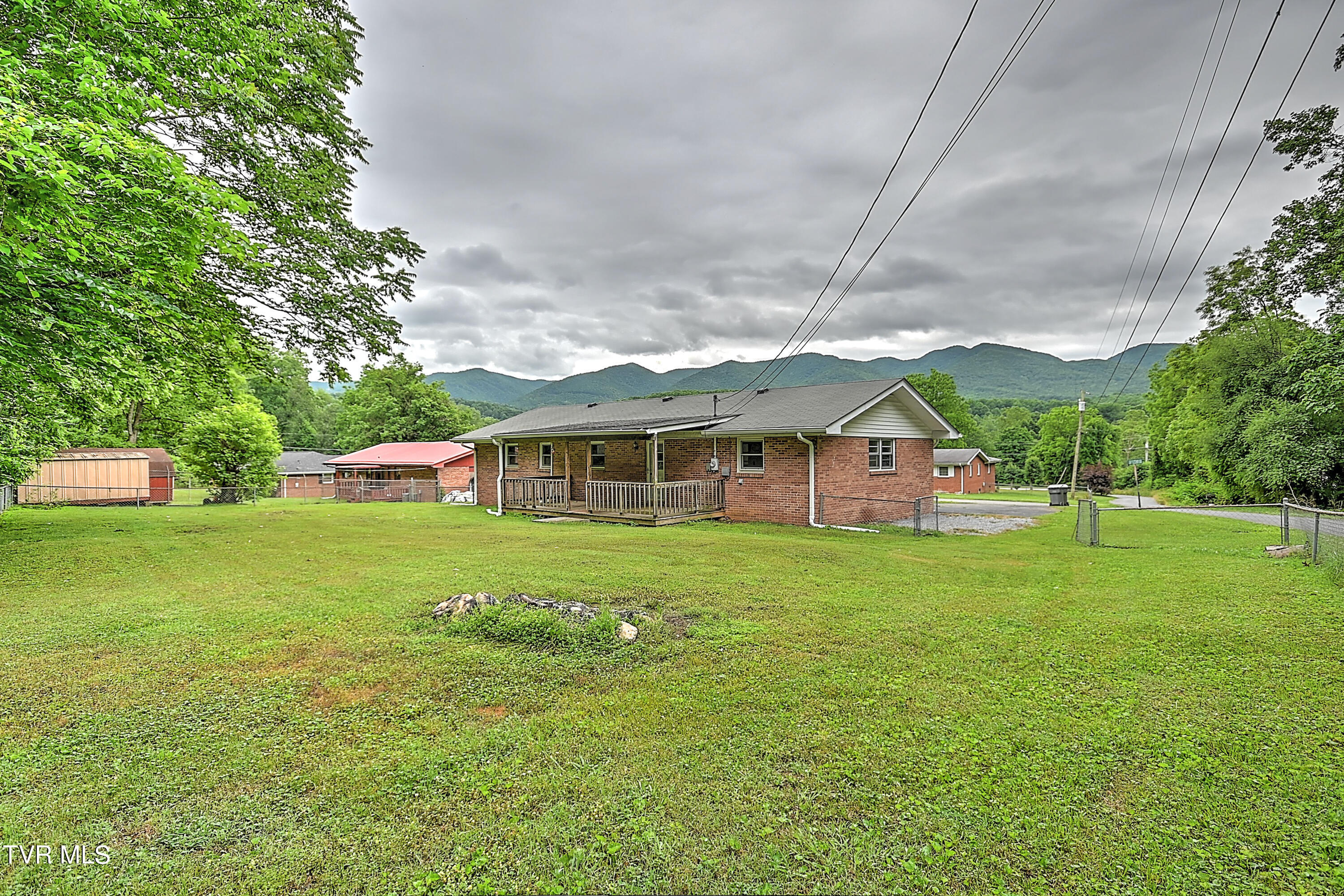 101 Gay Fletcher Road Elizabethton, TN 37643 - Photo 32 of 39 Gay FLetcher New-9