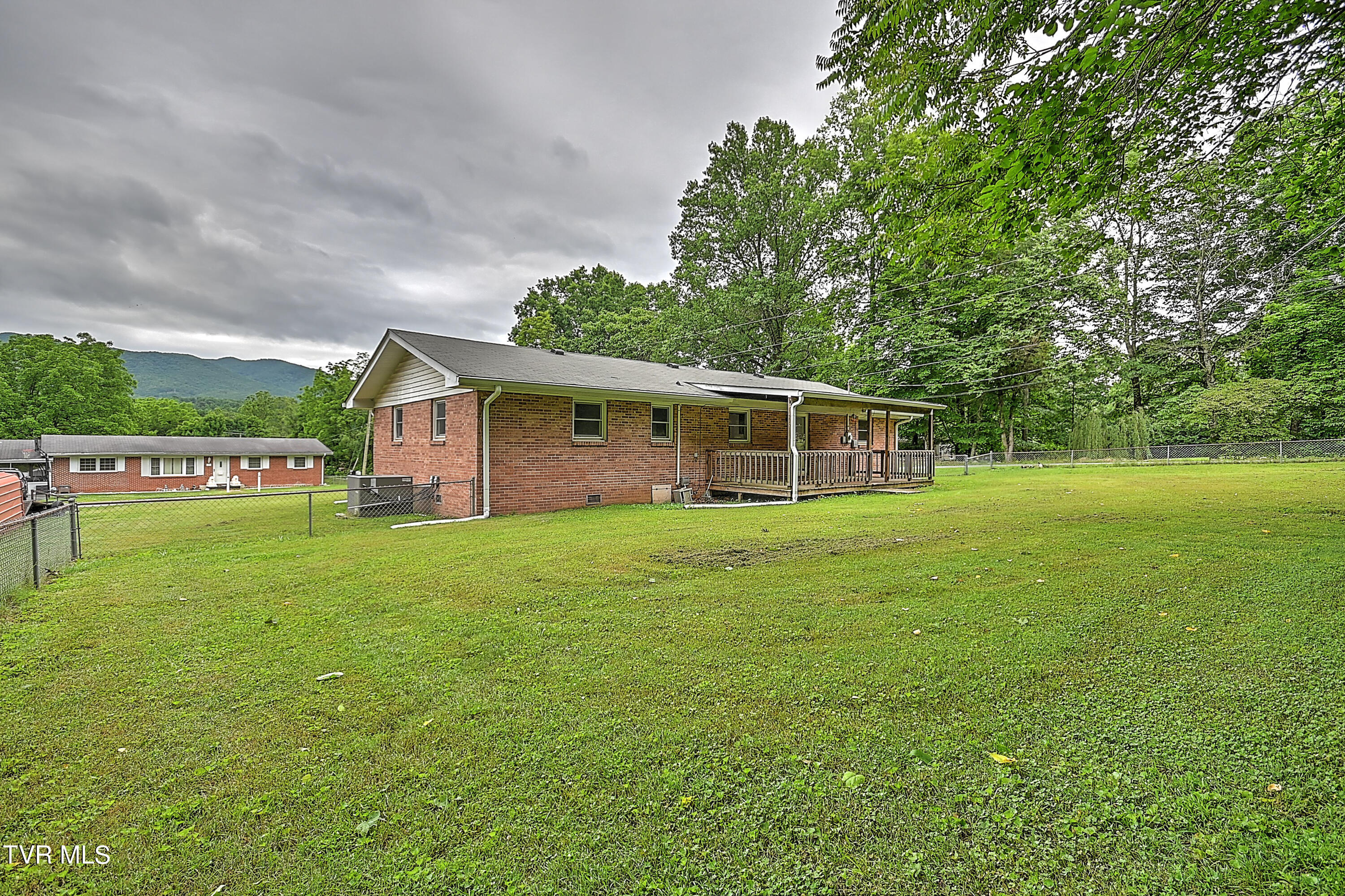 101 Gay Fletcher Road Elizabethton, TN 37643 - Photo 34 of 39 Gay FLetcher New-11