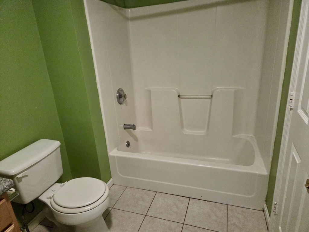 100 Nutting Road, Unit E2 Westford, MA 01886 - Photo 9 of 10