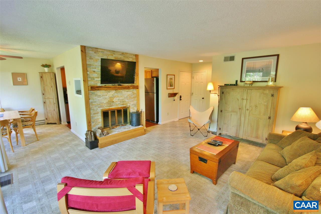 3214 North Ridge Roseland, VA 22967 - Photo 1 of 17 Terrific Floorplan, Plenty Of Room
