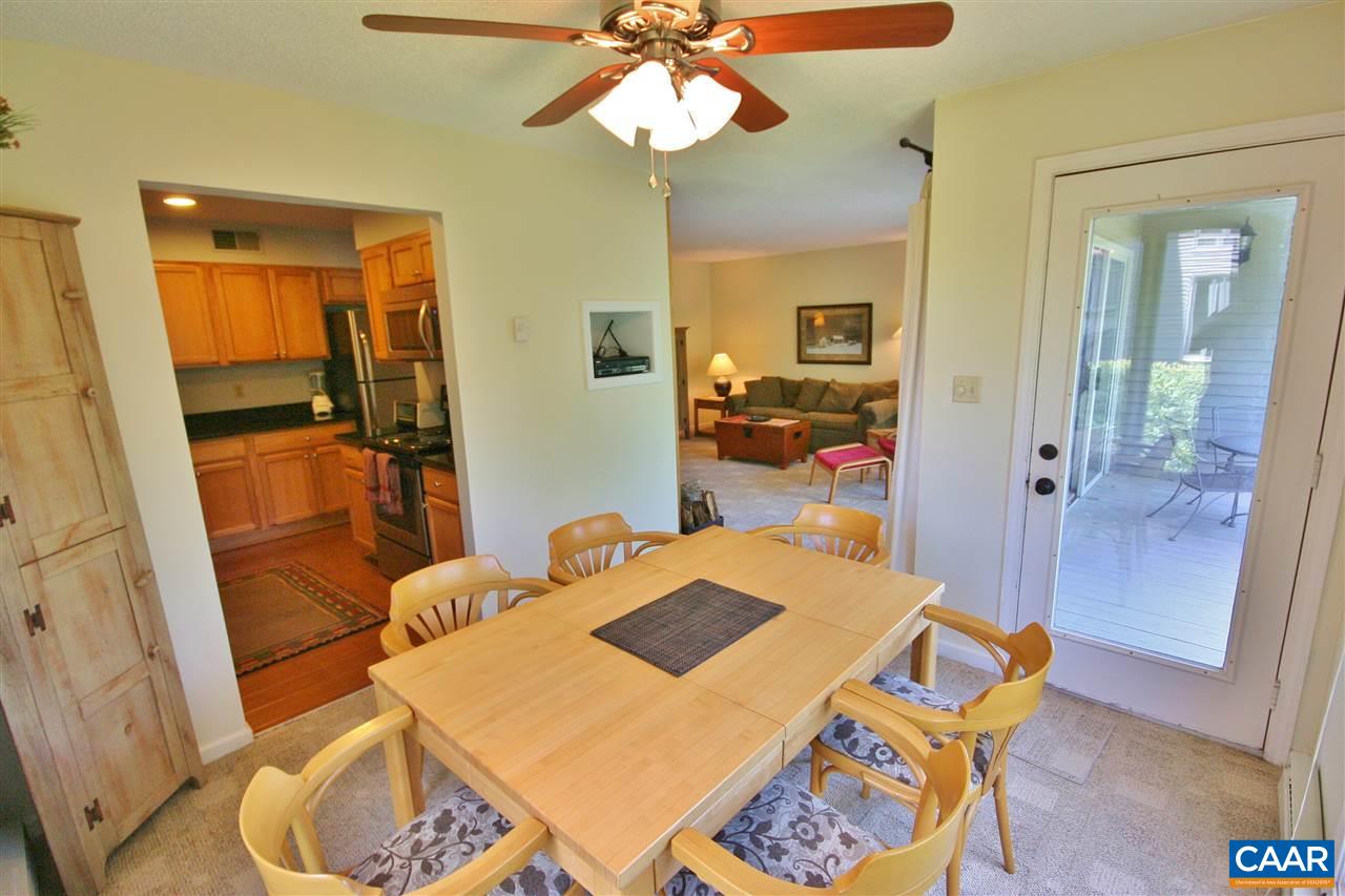 3214 North Ridge Roseland, VA 22967 - Photo 7 of 17 Convenient To Living Room, Kitchen And Deck Too