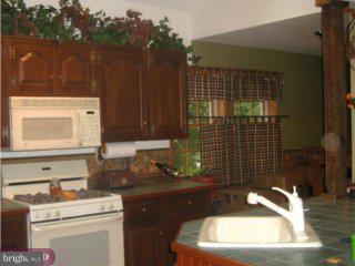 409 Crescent Road Hatboro, PA 19040 - Photo 2 of 6