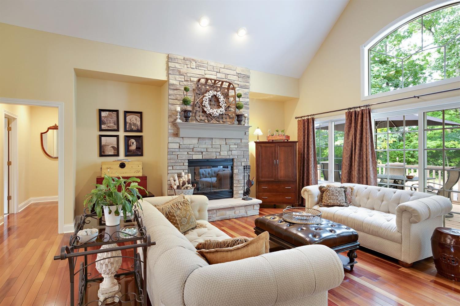689 George Cohan Court Crown Point, IN 46307 - Photo 13 of 56 1500x999