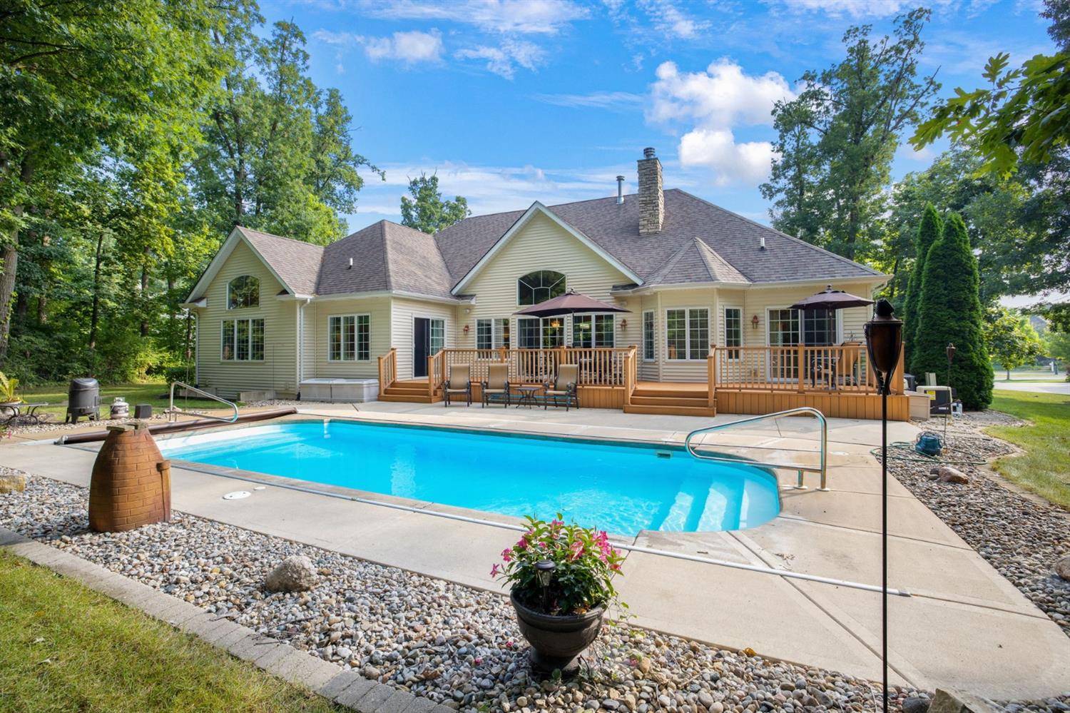 689 George Cohan Court Crown Point, IN 46307 - Photo 6 of 56 1500x999