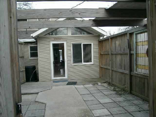 10708 North Grove Road Milford, IN 46542 - Photo 4 of 9 Gallery Image 4