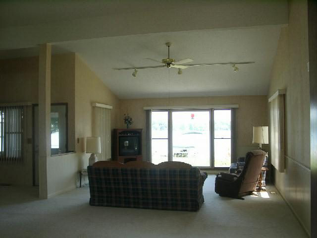 10708 North Grove Road Milford, IN 46542 - Photo 5 of 9 Gallery Image 5