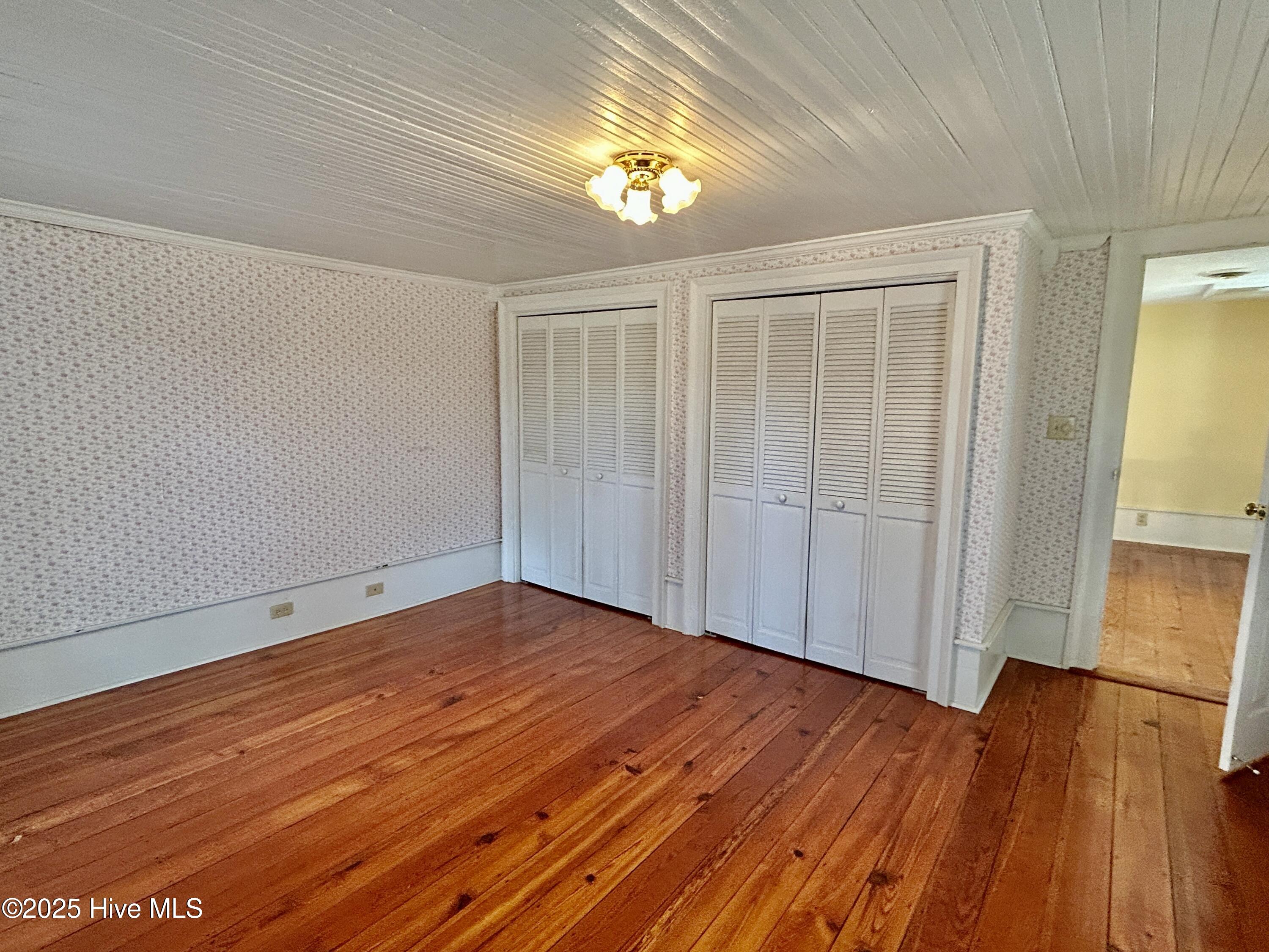 248 Highway 305 Windsor, NC 27983 - Photo 38 of 57 double closets in bedroom 1