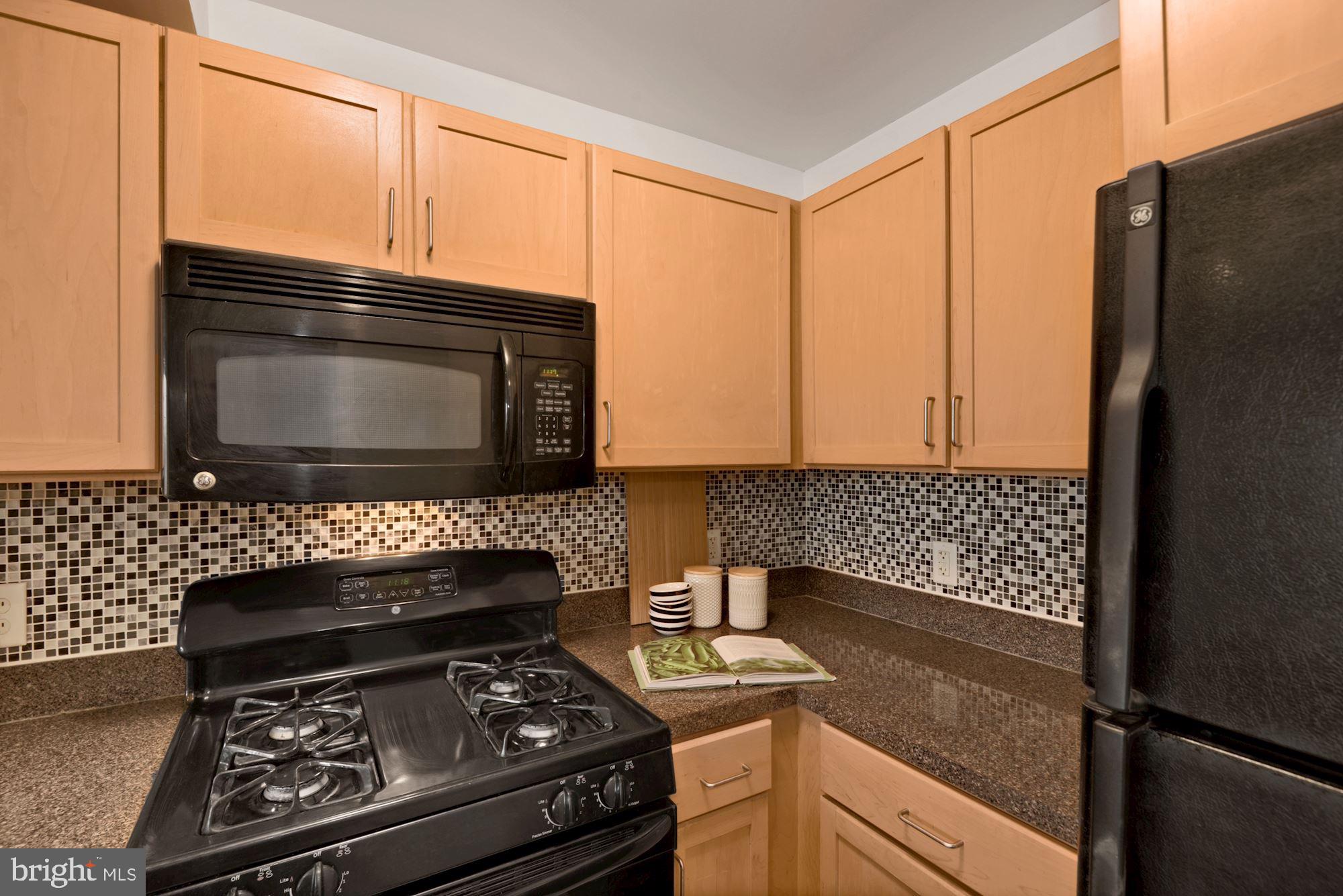 800 4th Street Southwest, Unit S210 Washington, DC 20024 - Photo 10 of 41 Kitchen