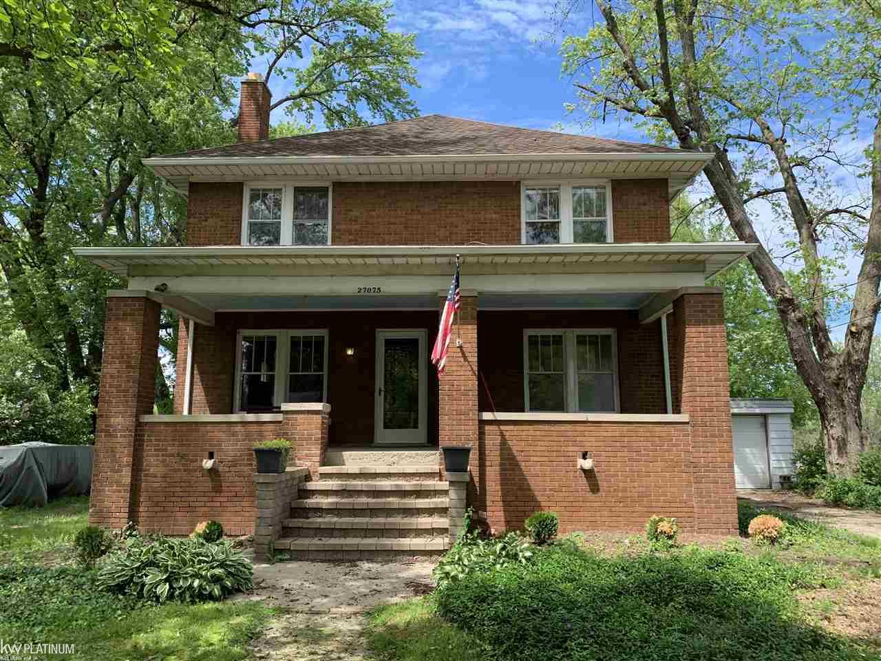 27075 South River Road Harrison Township, MI 48045 - Photo 2 of 41 50012596-1.JPG