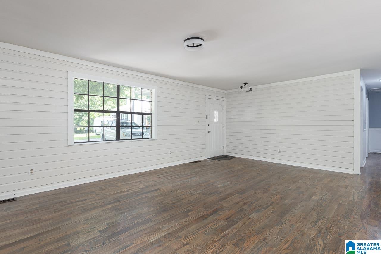207 Raimund Avenue Bessemer, AL 35020 - Photo 3 of 24