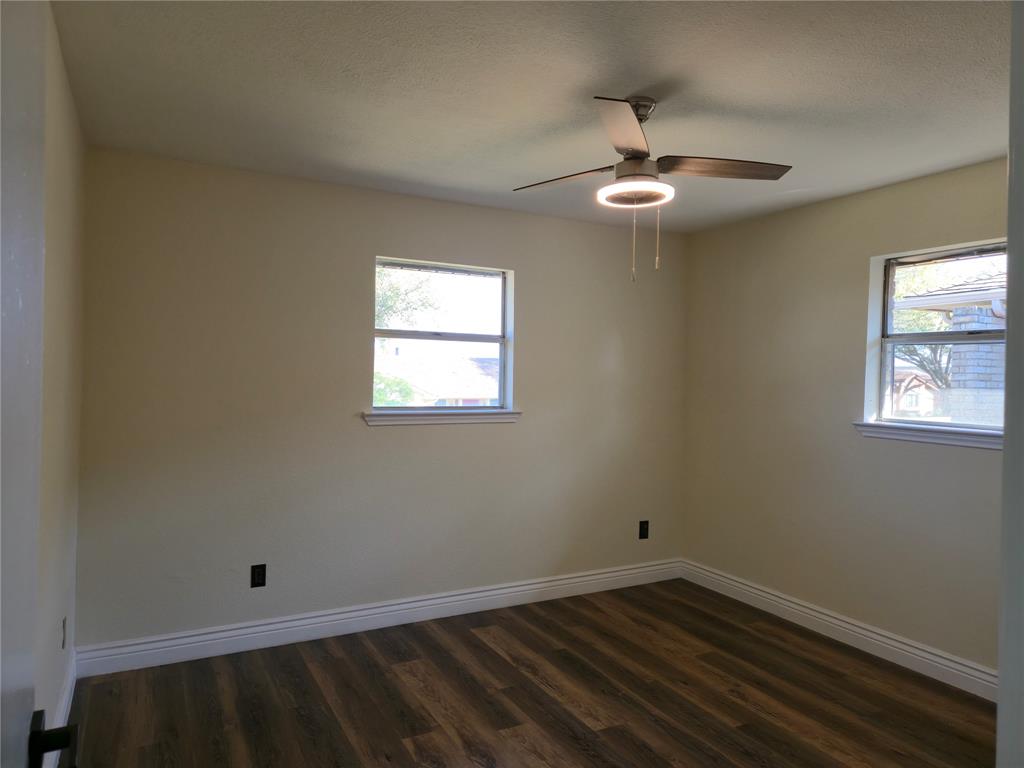 2021 Aliso Road Plano, TX 75074 - Photo 27 of 33