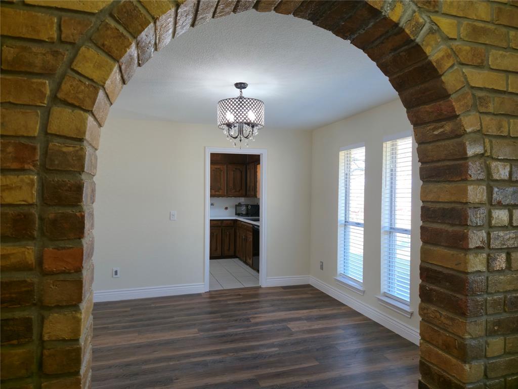 2021 Aliso Road Plano, TX 75074 - Photo 4 of 33