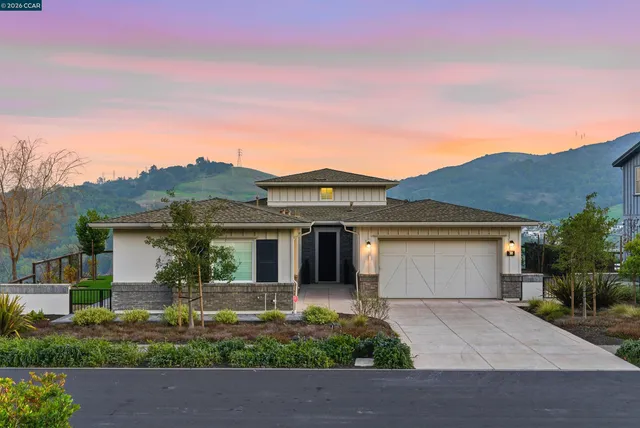 $2,090,000 | 30 Fiddleneck Way, Orinda, CA 94563