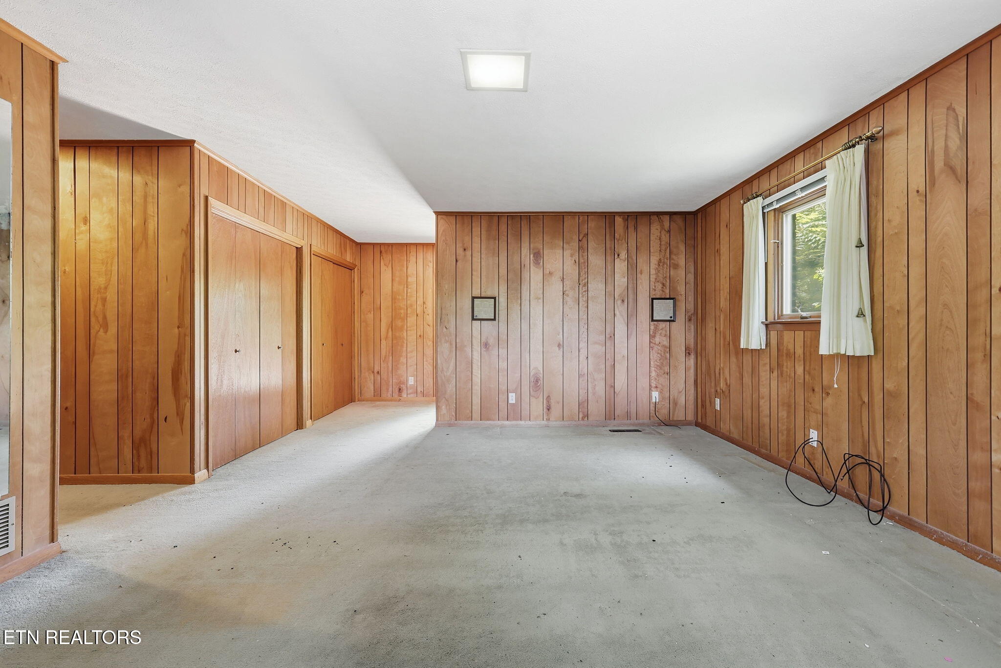 114 Balboa Circle Oak Ridge, TN 37830 - Photo 23 of 52 Primary Suite