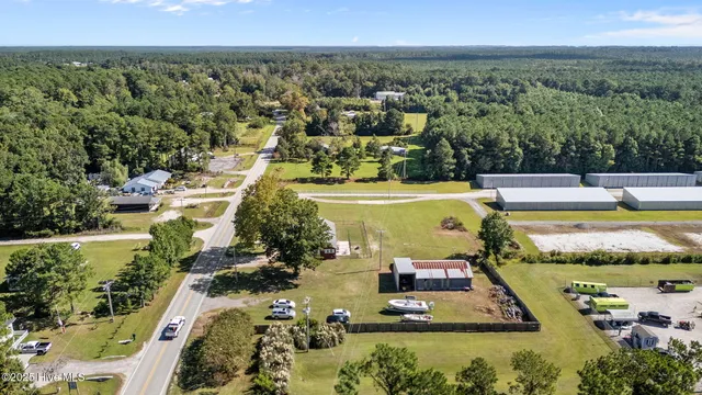 $350,000 | 477 Harkers Island Road, Beaufort, NC 28516