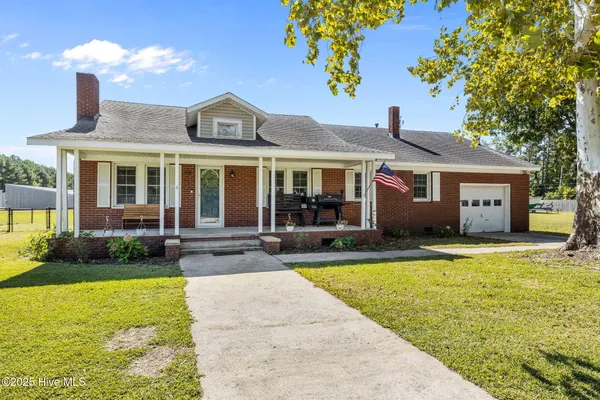 $340,000 | 477 Harkers Island Road, Beaufort, NC 28516