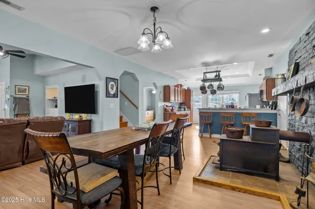 $350,000 | 477 Harkers Island Road, Beaufort, NC 28516