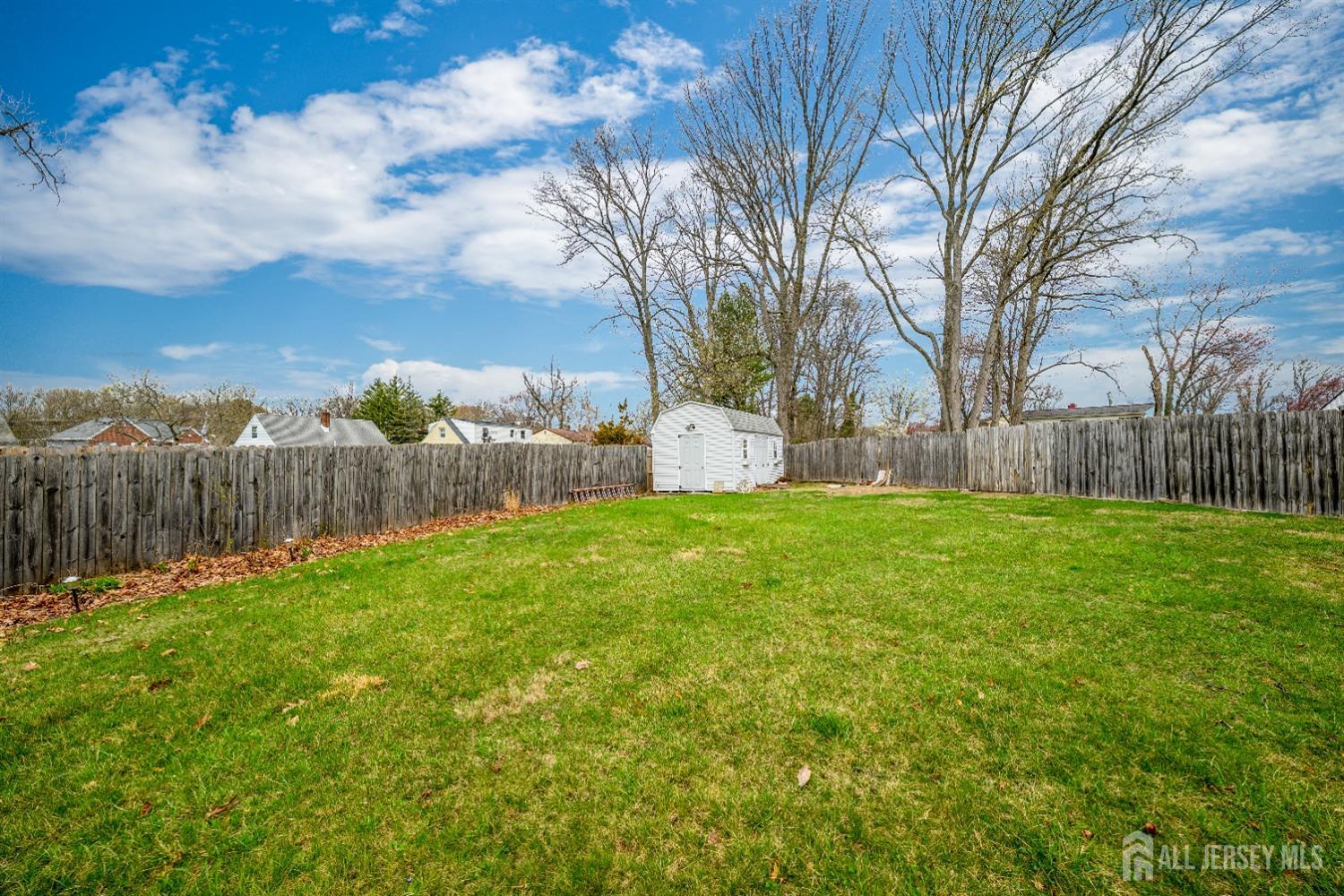109 Hickory Road Colonia, NJ 07067 - Photo 31 of 34 a view of backyard with garden