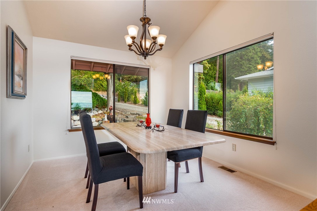 1575 Polnell Road Oak Harbor, WA 98277 - Photo 11 of 38 Gallery Image 11