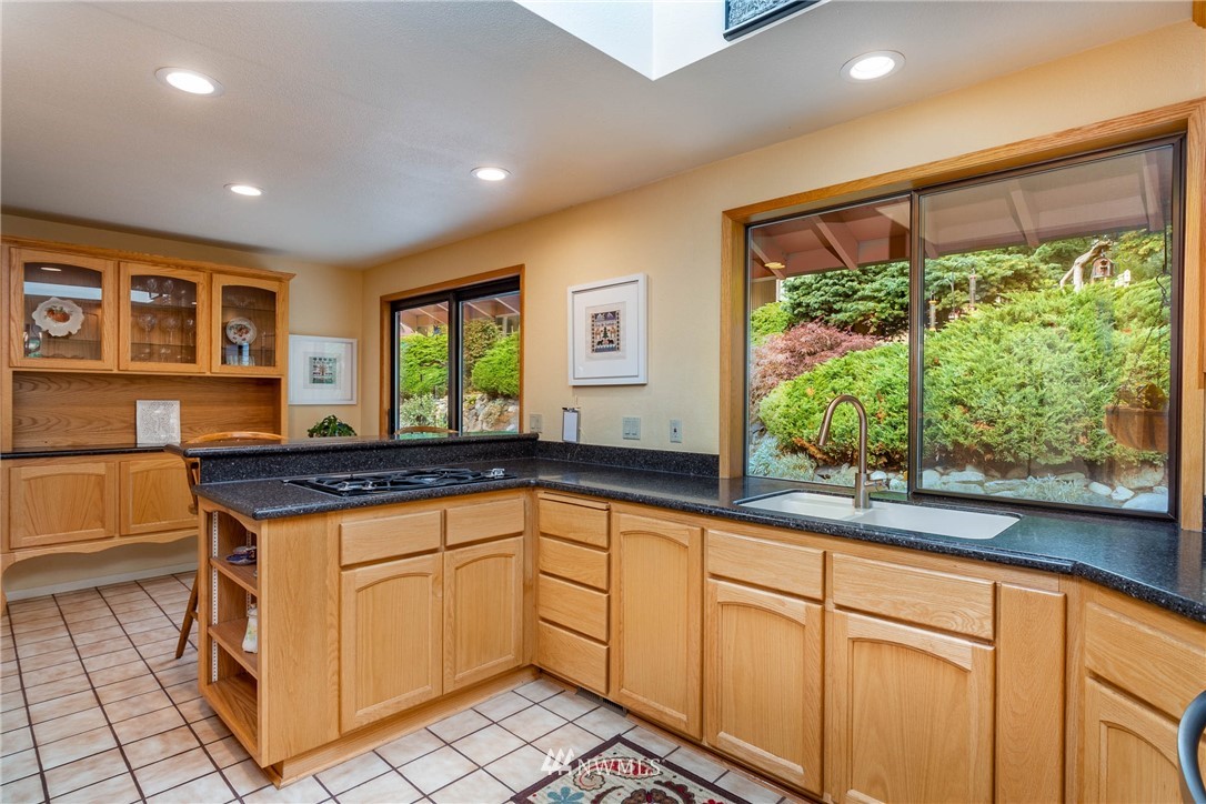 1575 Polnell Road Oak Harbor, WA 98277 - Photo 12 of 38 Gallery Image 12
