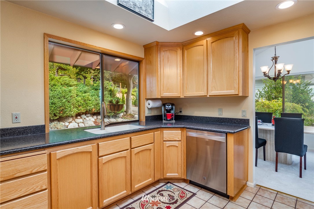 1575 Polnell Road Oak Harbor, WA 98277 - Photo 13 of 38 Gallery Image 13