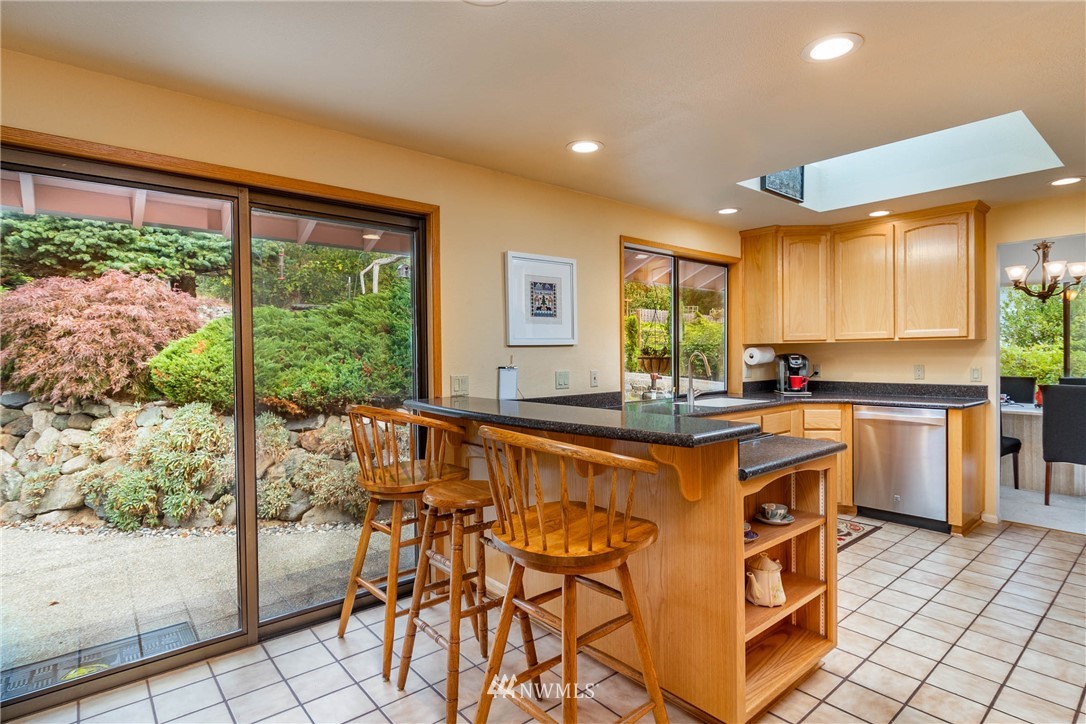 1575 Polnell Road Oak Harbor, WA 98277 - Photo 14 of 38 Gallery Image 14