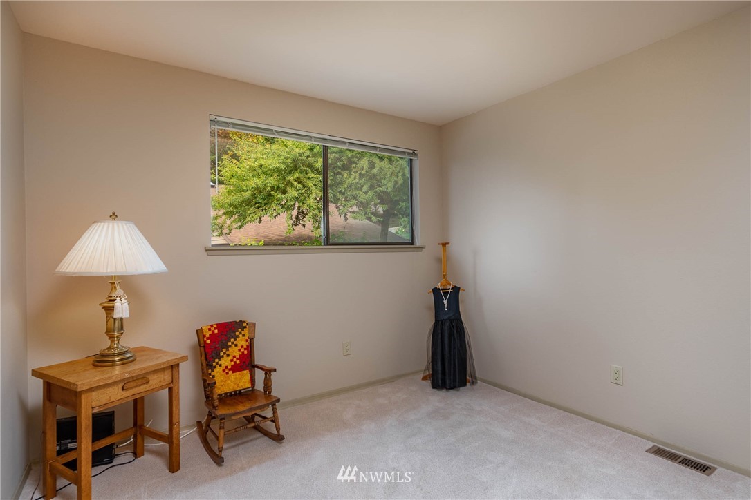 1575 Polnell Road Oak Harbor, WA 98277 - Photo 24 of 38 Gallery Image 24
