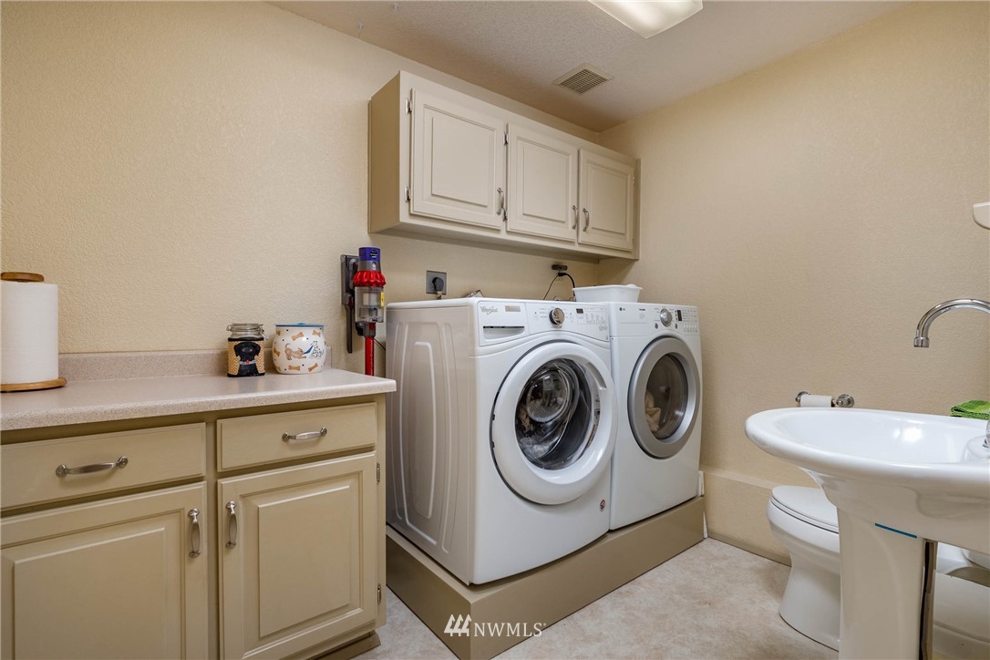 1575 Polnell Road Oak Harbor, WA 98277 - Photo 29 of 38 Gallery Image 29